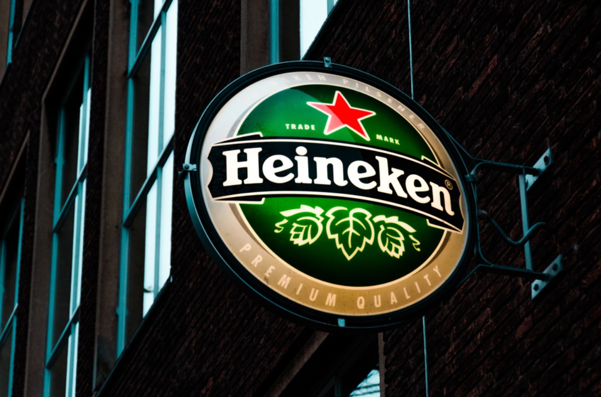 Heineken ожидает снижения продаж из-за роста цен